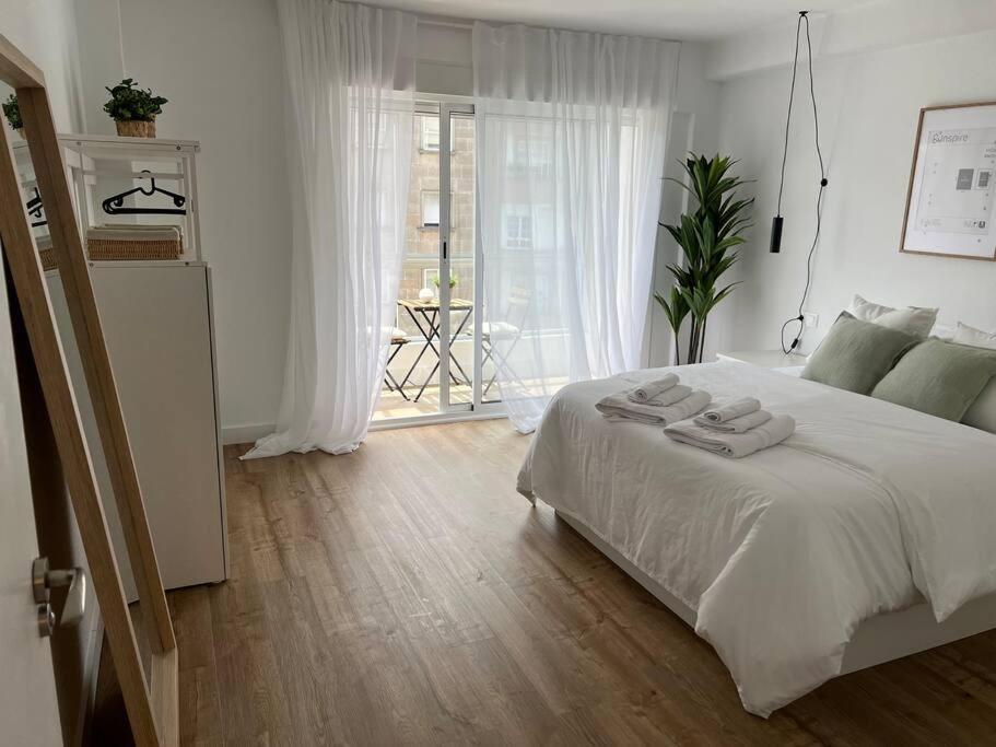 Ola! Vigo - Amplio Apartamento 3Hab 6 Pax Luaran gambar